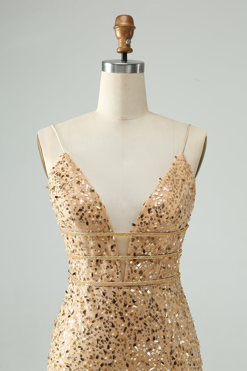 Sparkly Golden Bodycon Spaghetti Strap Cocktail Dress with Sequins