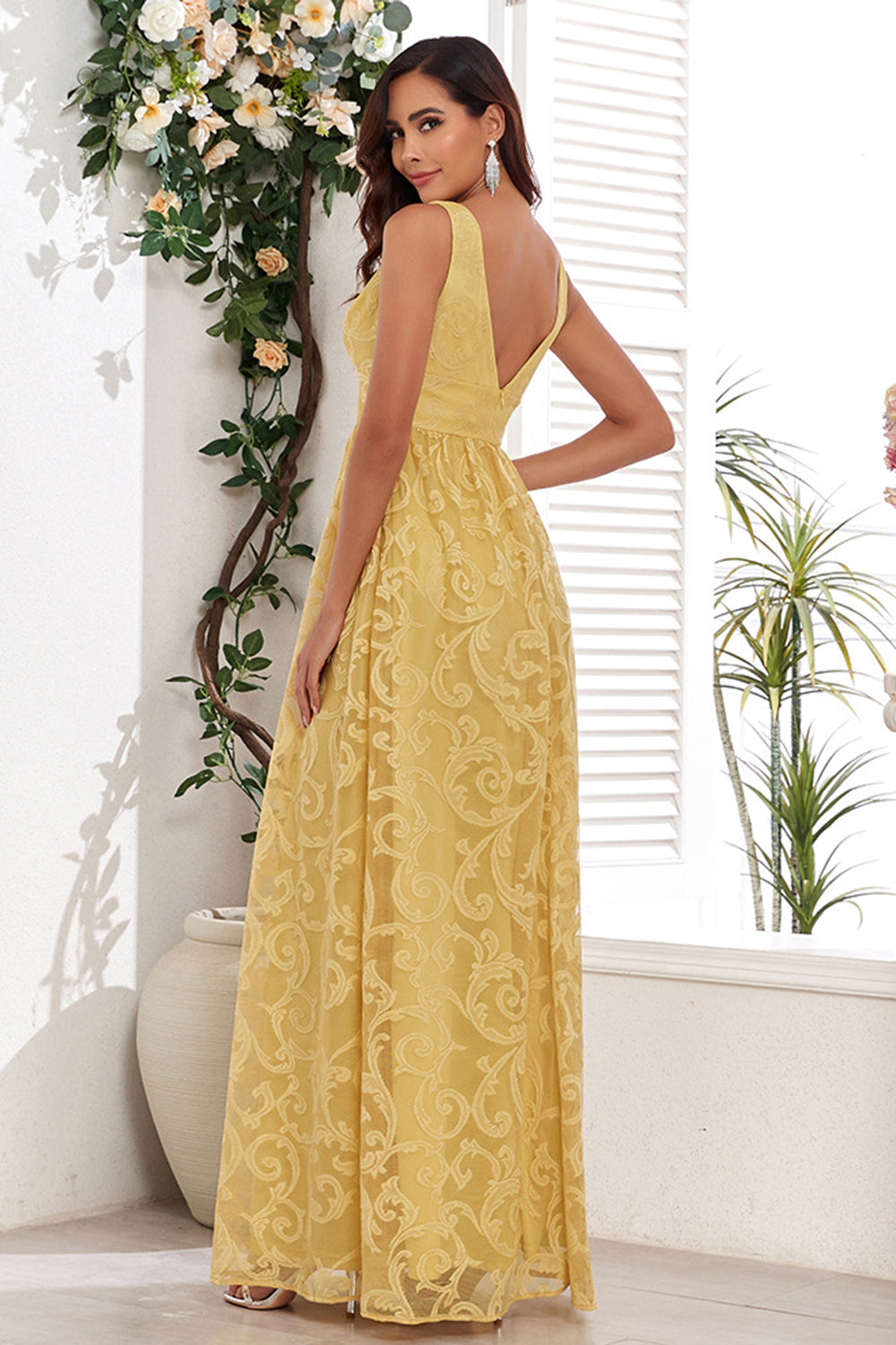 Yellow V-Neck Long Formal Dress With Appliques
