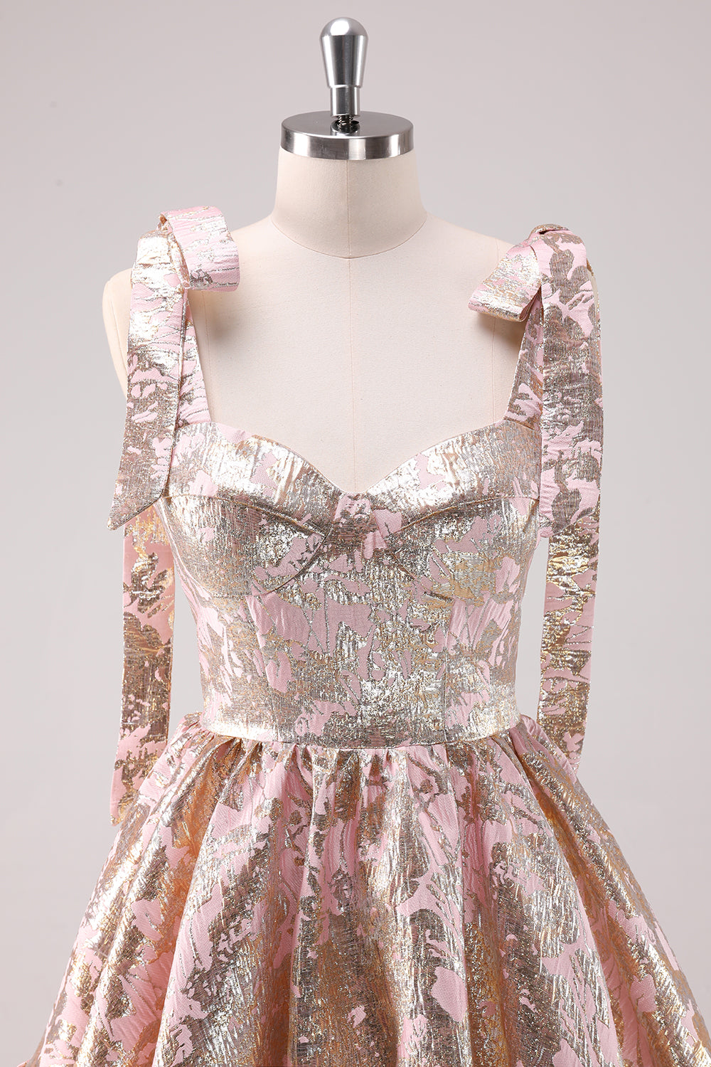 Silver Adjustable Straps A-Line Short Metallic Cocktaill Dress with Ruffles