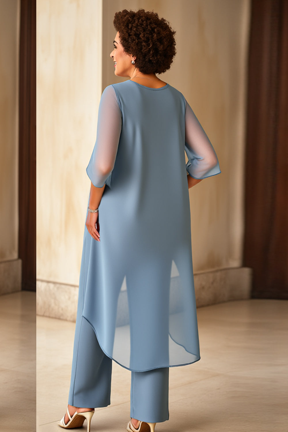 Dusty Blue Chiffon Round Neck Plus Size Mother Of The Bride Pantsuits