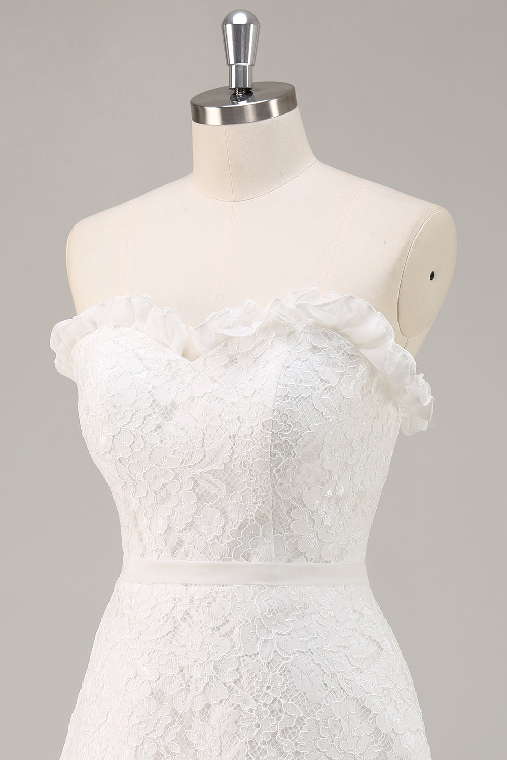 White Lace A Line Sweetheart Mini Graduation Dress