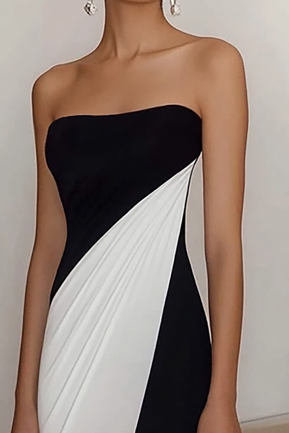 Black White Sheath Strapless Satin Long Formal Dress