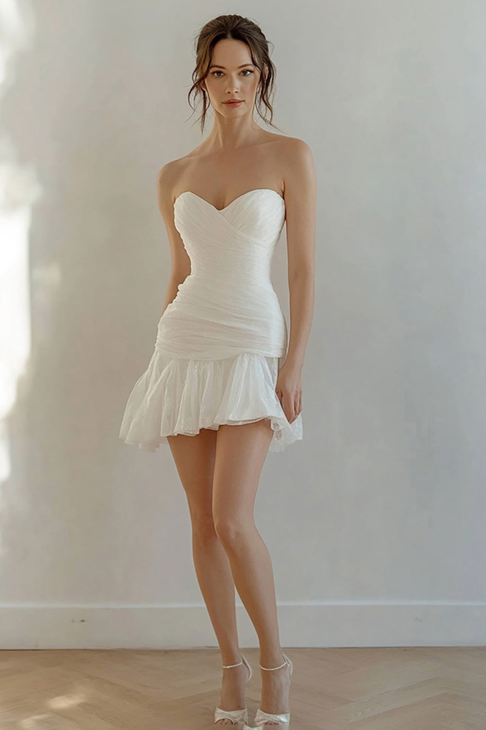 White Chiffon Sweetheart A Line Pleated Short Graduation Dress