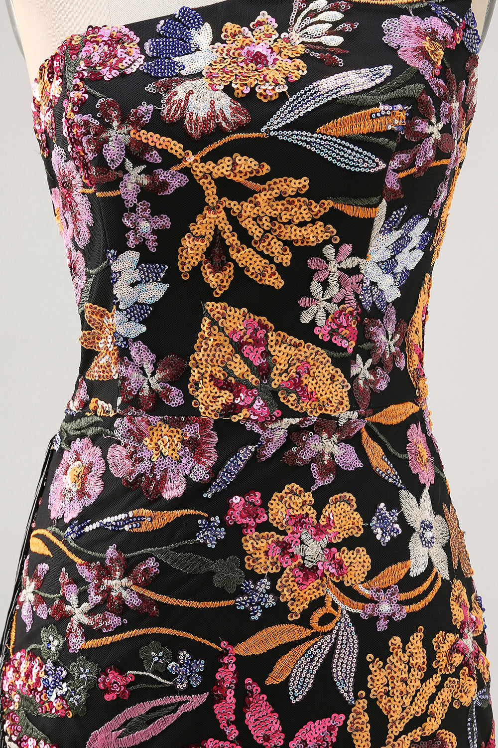 Sparkly Black Floral One Shoulder Embroidery Short Cocktail Dress with Fringes