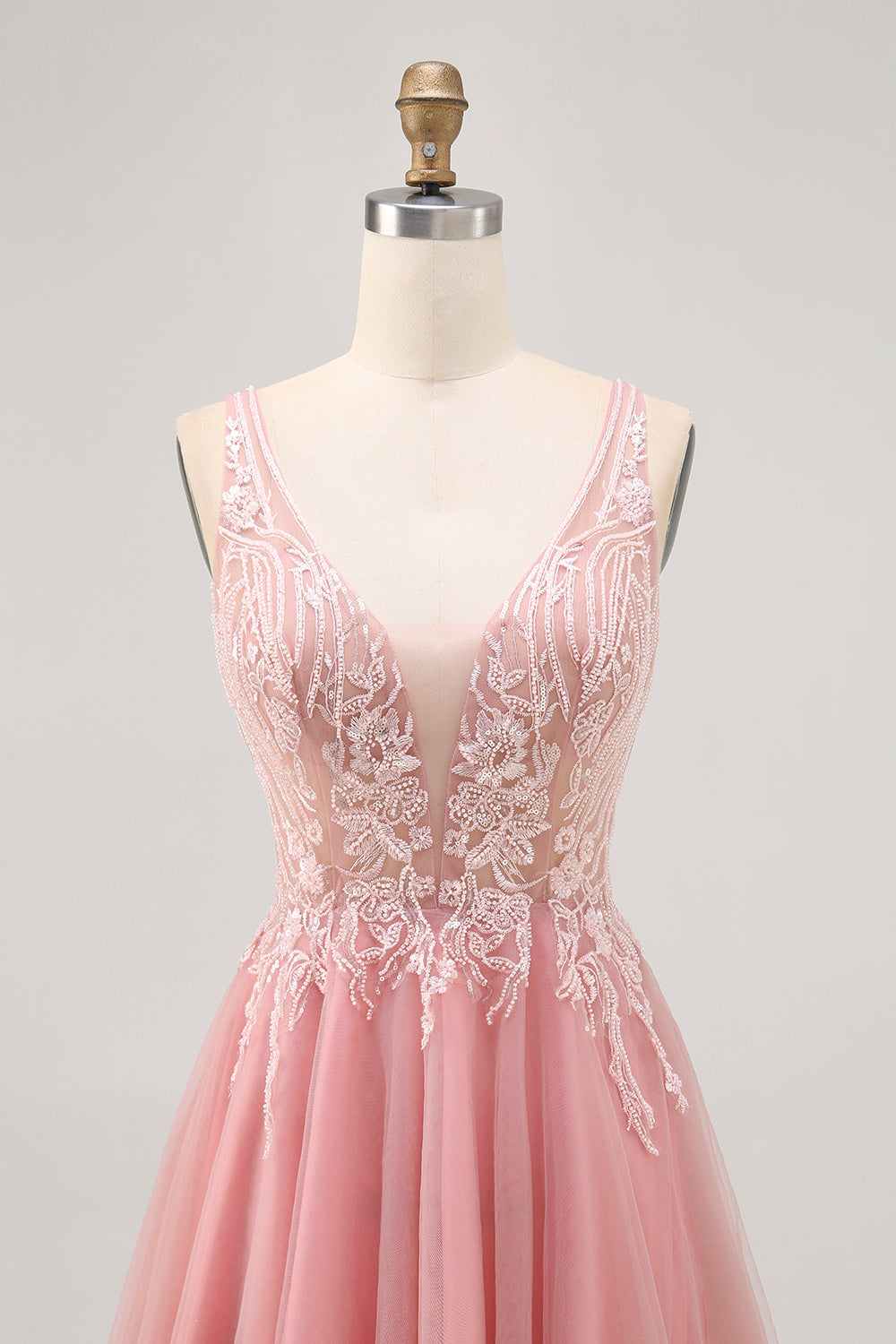 Sparkly Blush Tulle V-Neck Beaded Short Cocktail Dress with Lace