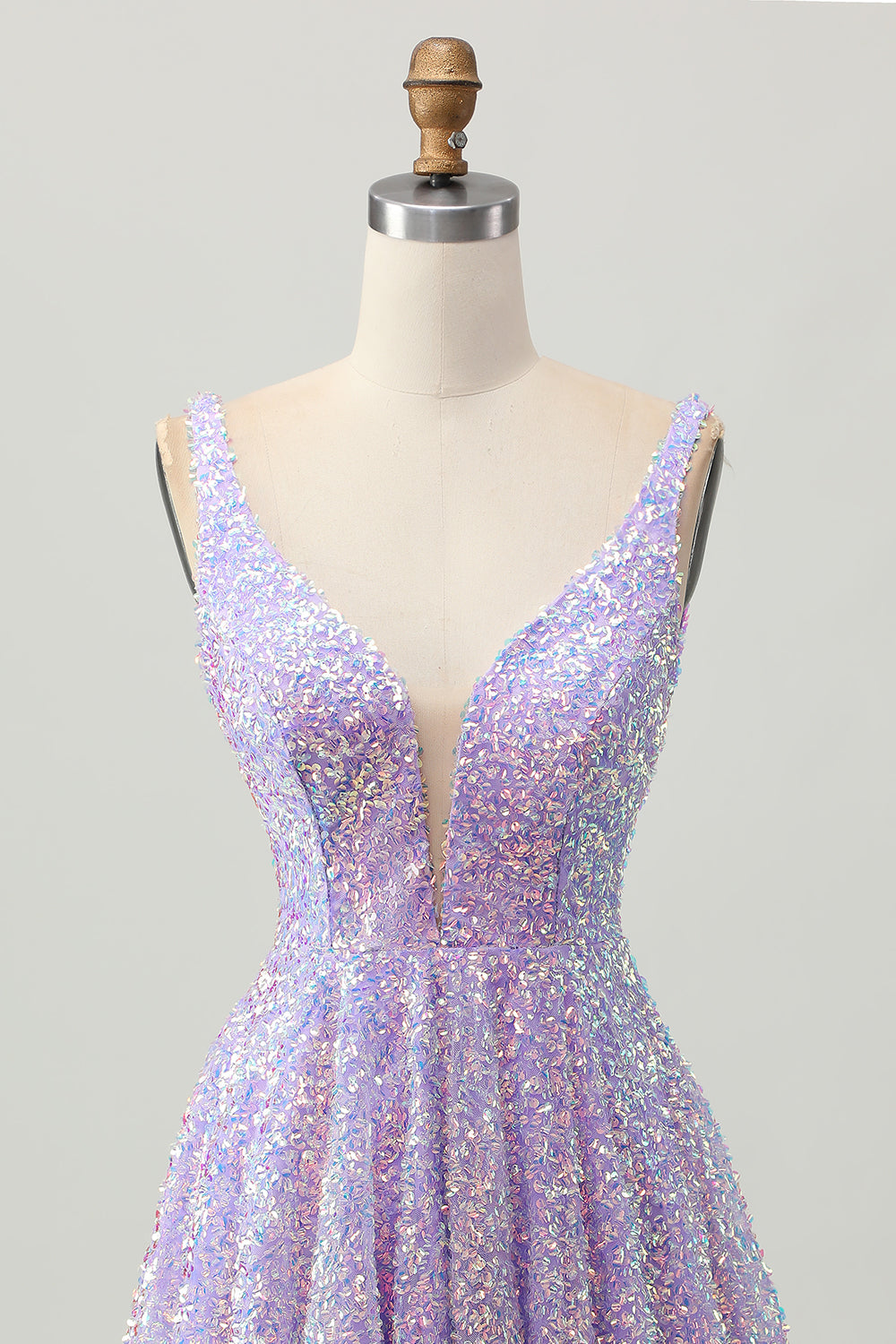 Sequins A Line Lilac V-Neck Short Homecoming Dress