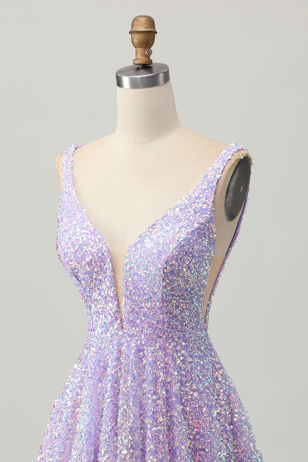 Sequins A Line Lilac V-Neck Short Homecoming Dress