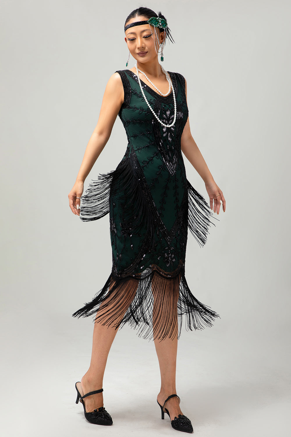 Sparkly Black Green Sequins Fringed 920s Dress with 5-Piece Accessories Set
