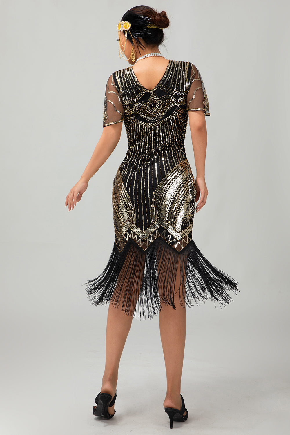Sparkly Black Silver Sequins Bodycon Gatsby Midi 1920s Dress with Tassels