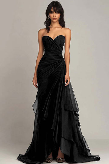 Zapaka Women Black Sweetheart Ruffled Formal Dress Ruched Strapless Mermaid Evening Dress