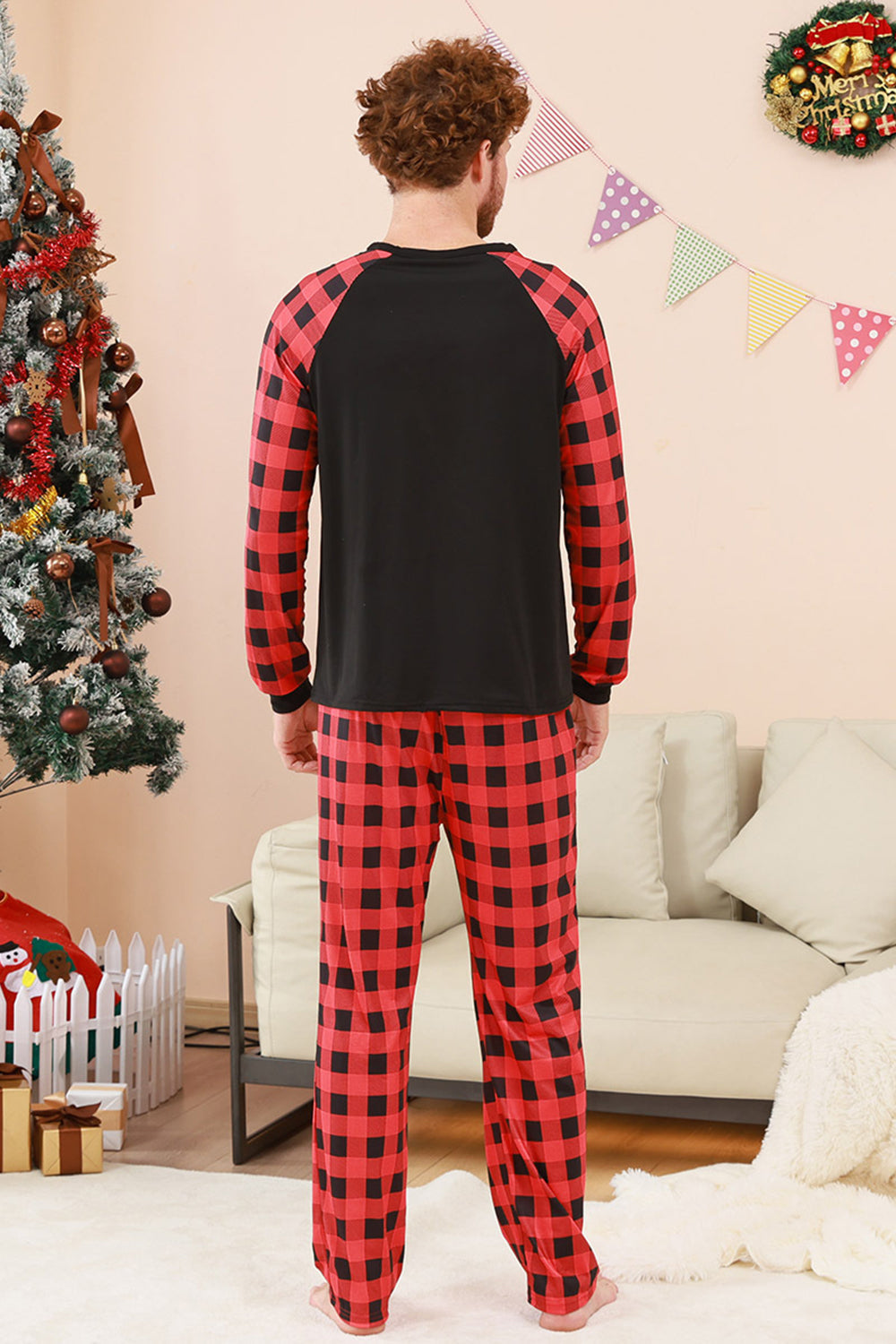 Black and Red Plaid Deer Printed Christmas Family Pajamas Set