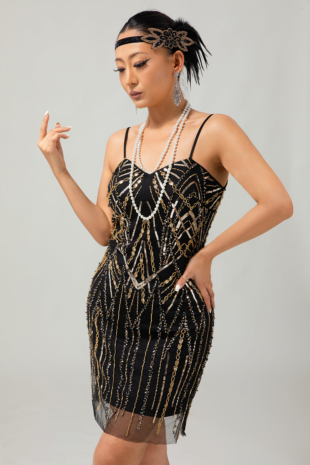 Sparkly Black Golden Sequins Bodycon 1920s Dress with 5-Piece Accessories Set