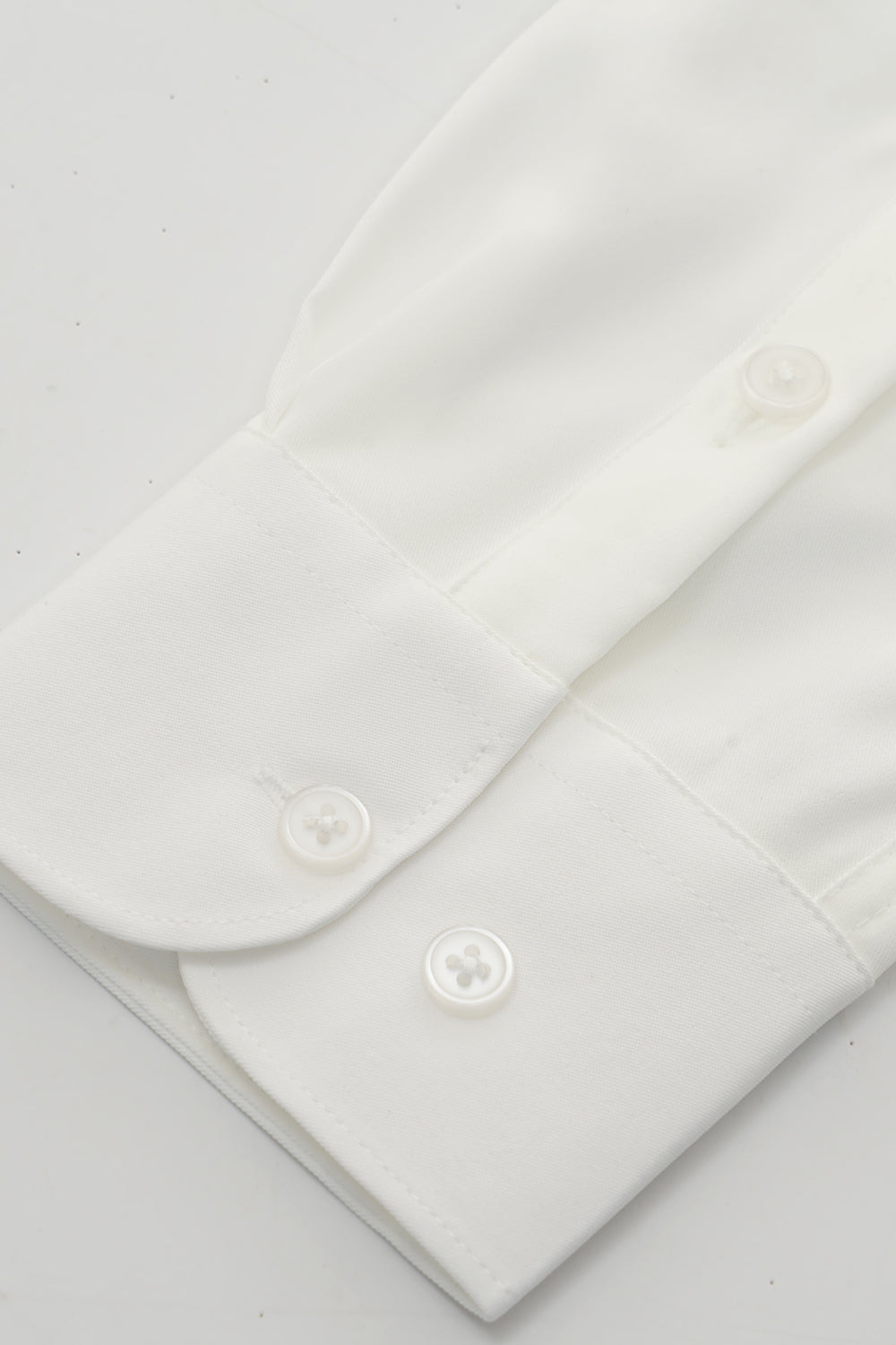 White Men's Long Sleeves Suit Shirt