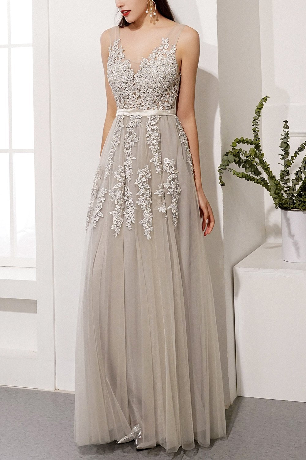 Grey Appliques Prom Dress