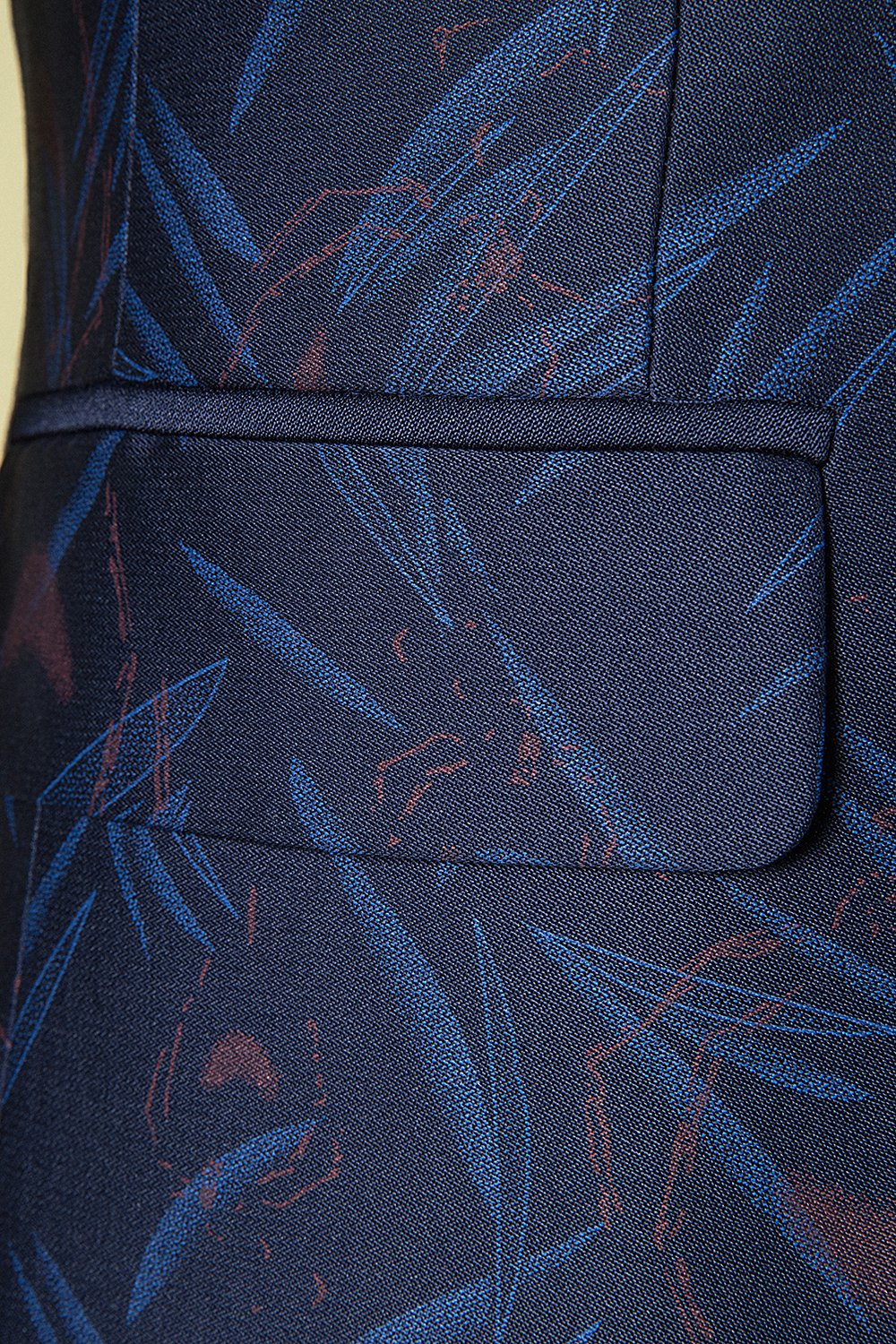 Dark Blue Peaked Lapel Printed 3-Piece Men's Suit Tuxedo