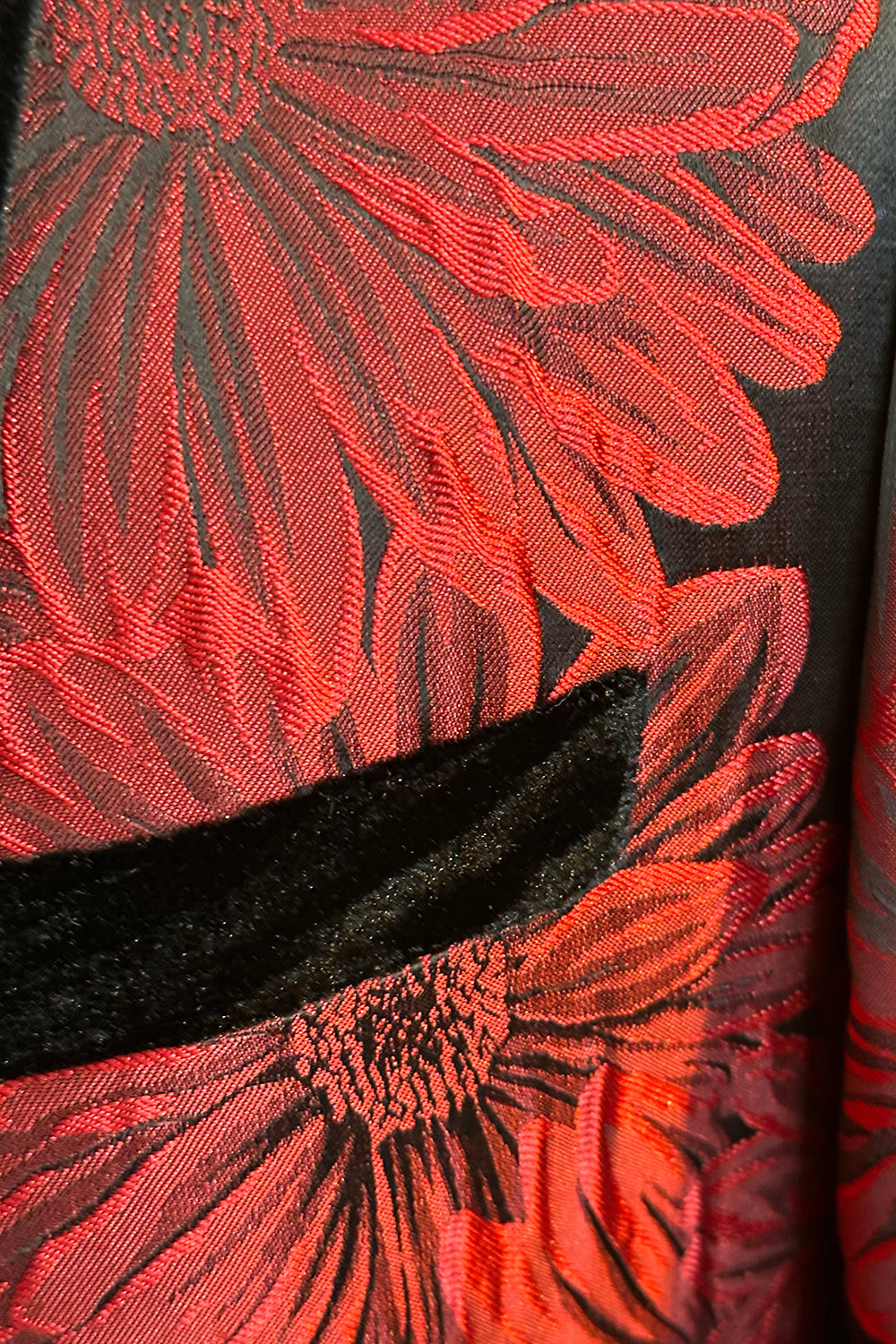 Glitter Burgundy Jacquard Shawl Lapel Men's Formal Suits