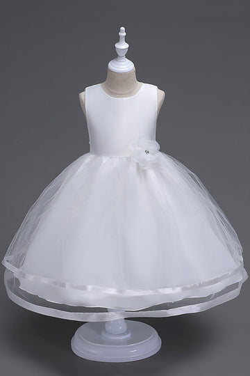 Boat Neck Tulle White Girls Dresses with Bow