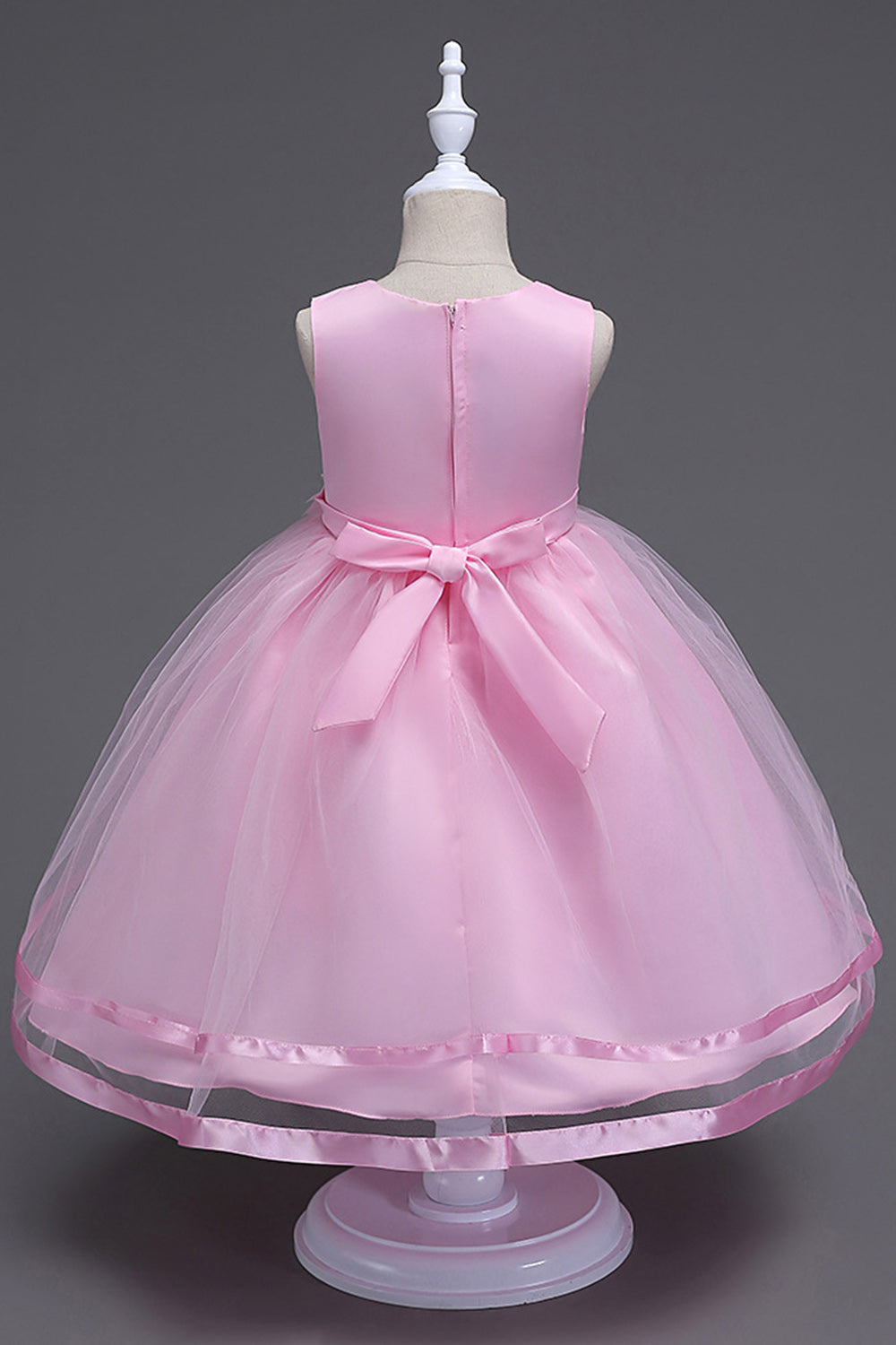 Boat Neck Tulle White Girls Dresses with Bow