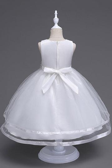 Boat Neck Tulle White Girls Dresses with Bow