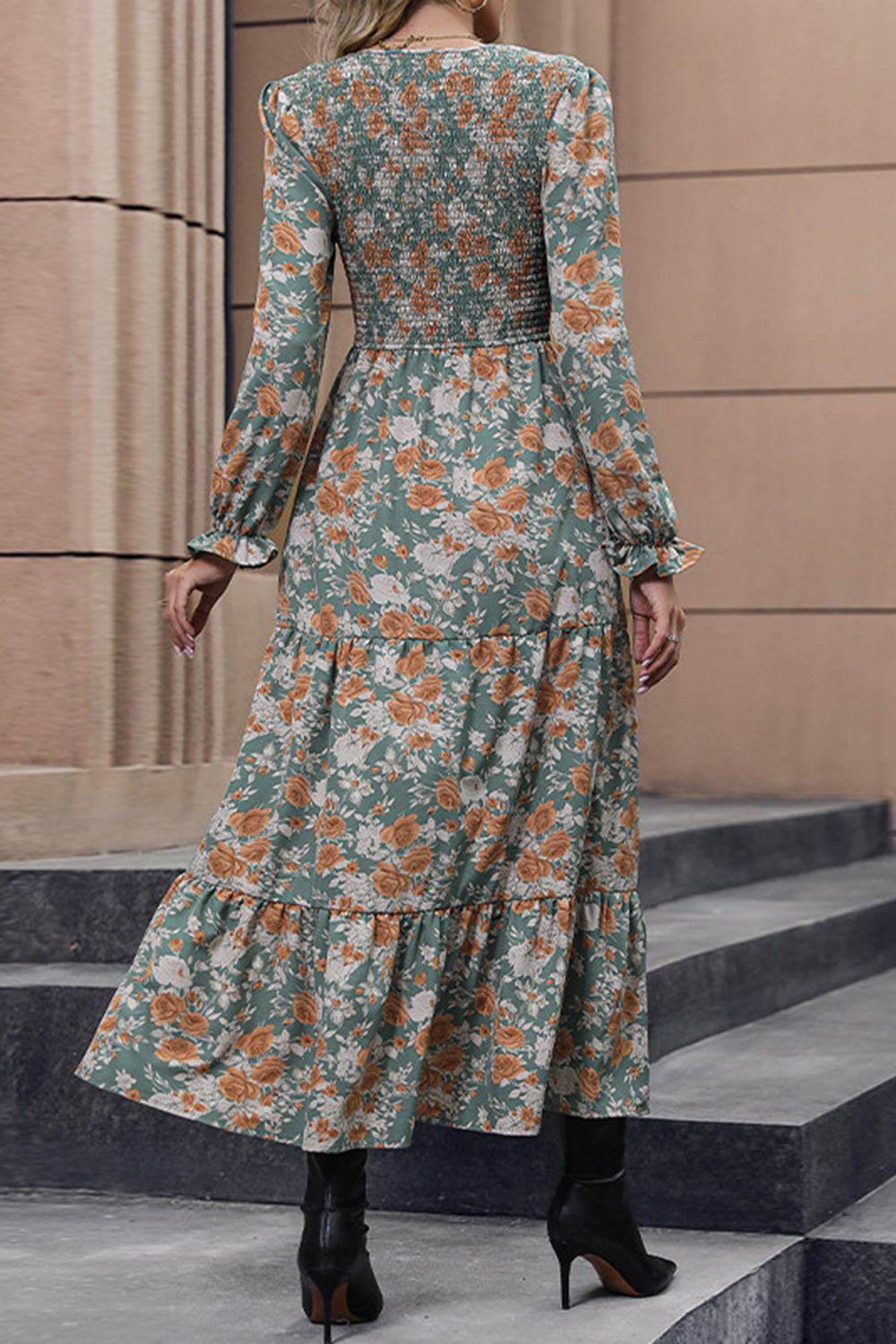 V-neck Green Printed Long Sleeves Casual Dress with Pleated