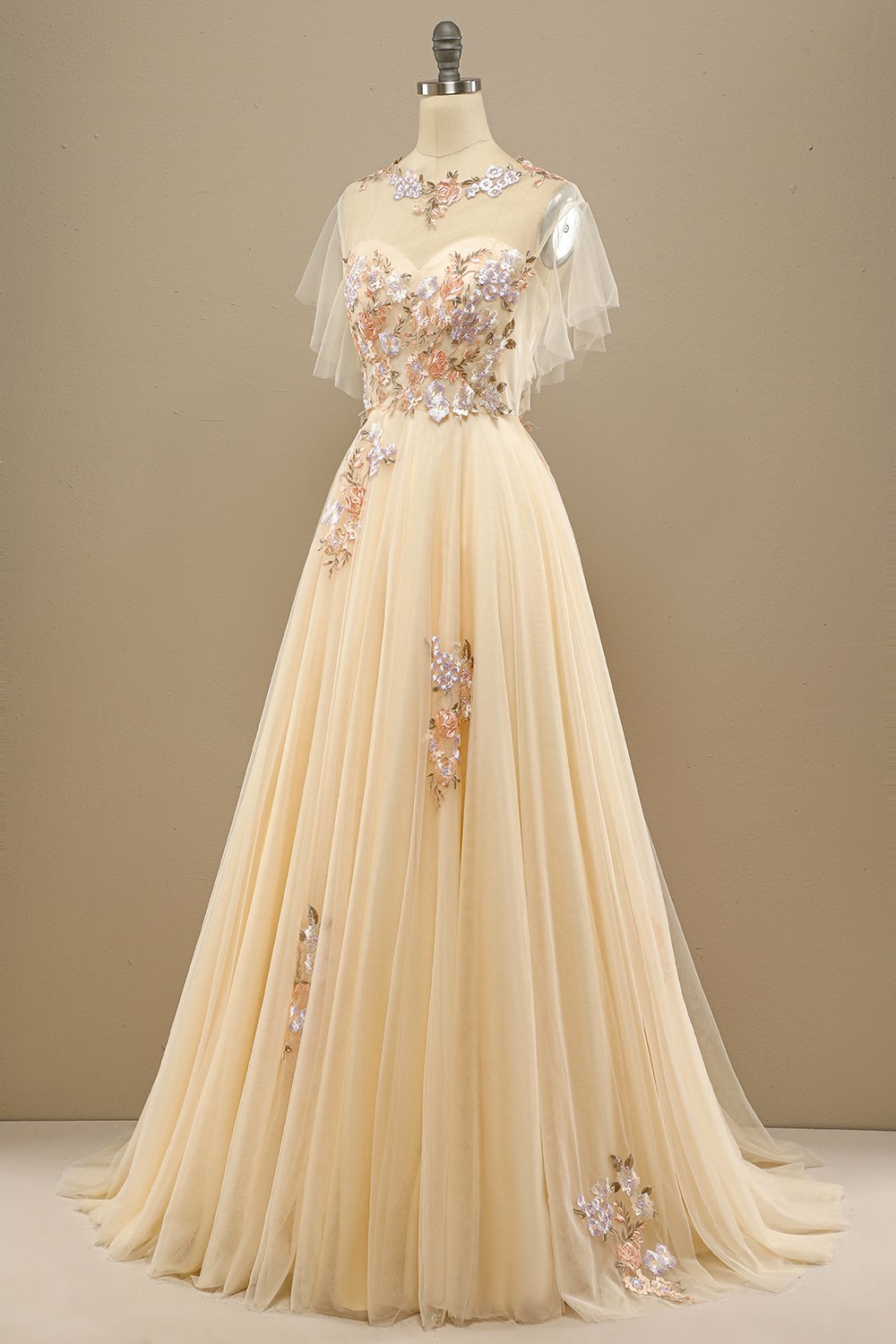 Yellow Long Formal Dress With Appliques
