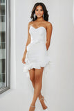 Chic White Ruffled Sweetheart Bodycon Short Graduation Dress