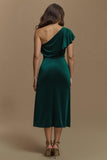 Dark Green Sheath Midi Velvet Holiday Party Dress With Sleeves