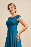 Peacock Blue A Line Round Neck High-Low Mother of the Bride Dress with Lace Appliques