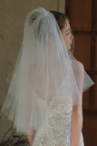 Sparkly Ivory Tulle Short Bridal Veil with Pearls