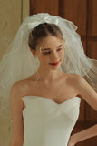 Simple Ivory Tulle Short Bridal Veil with Bow