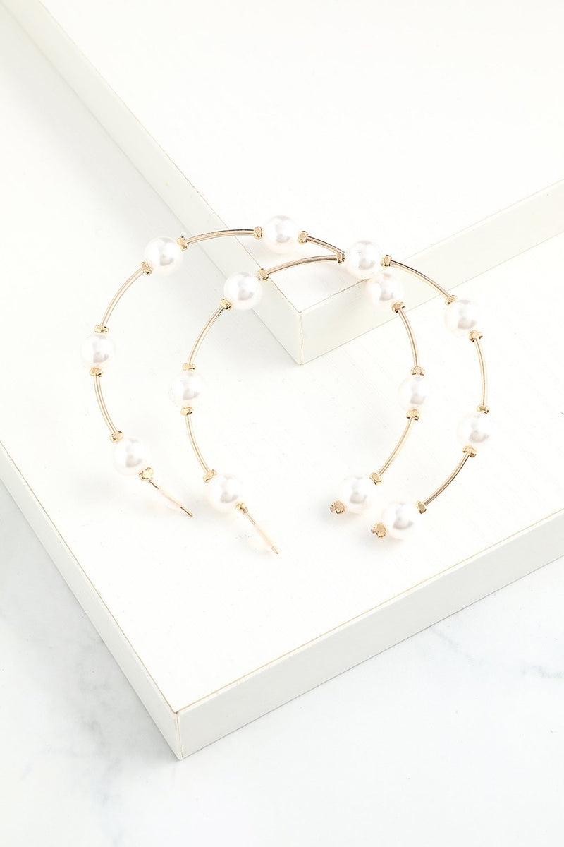 Load image into Gallery viewer, White Pearl Circle Earrings