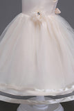 Boat Neck Tulle White Girls Dresses with Bow