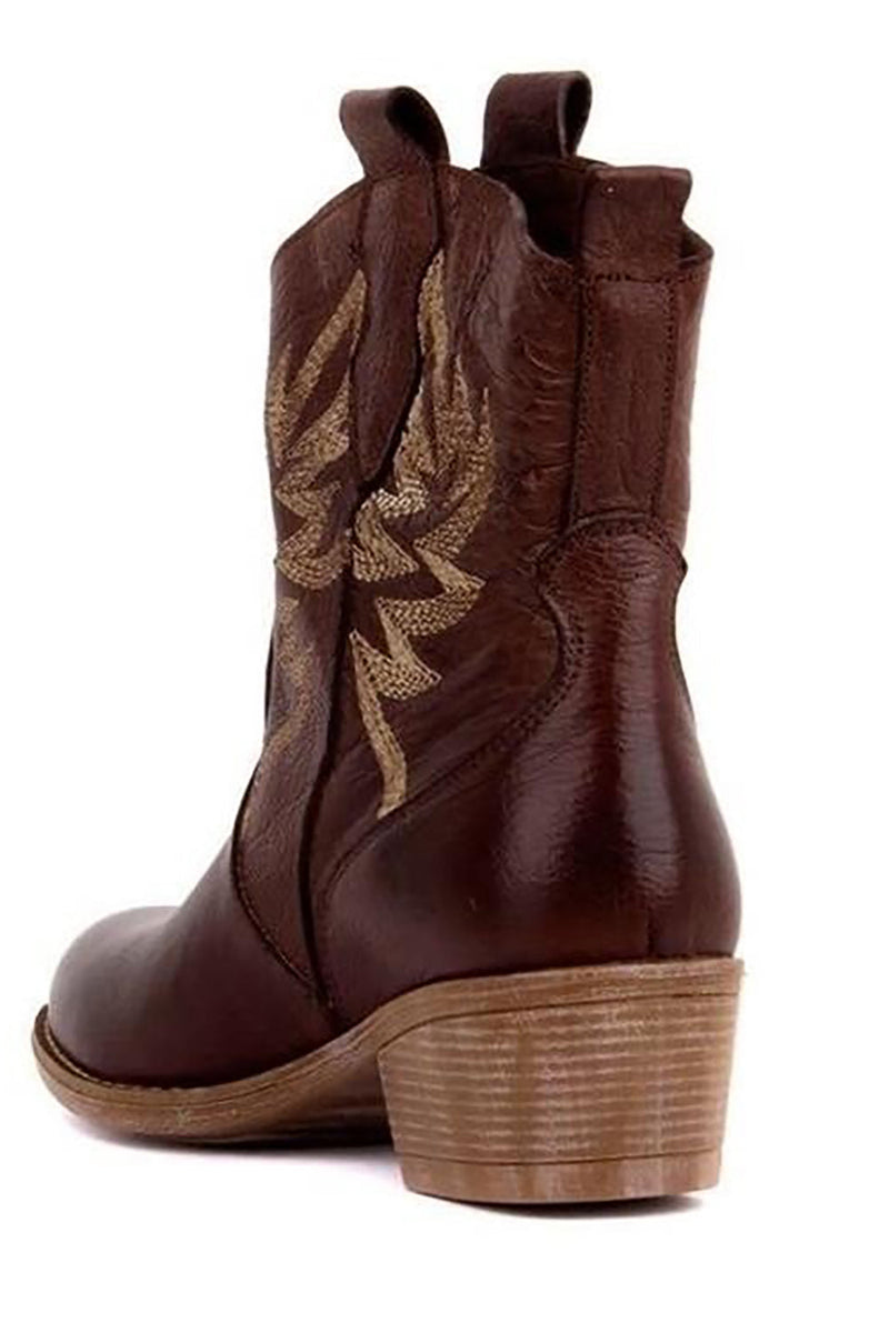 Load image into Gallery viewer, Borwn Embroidered Cowgirl Boho Boots