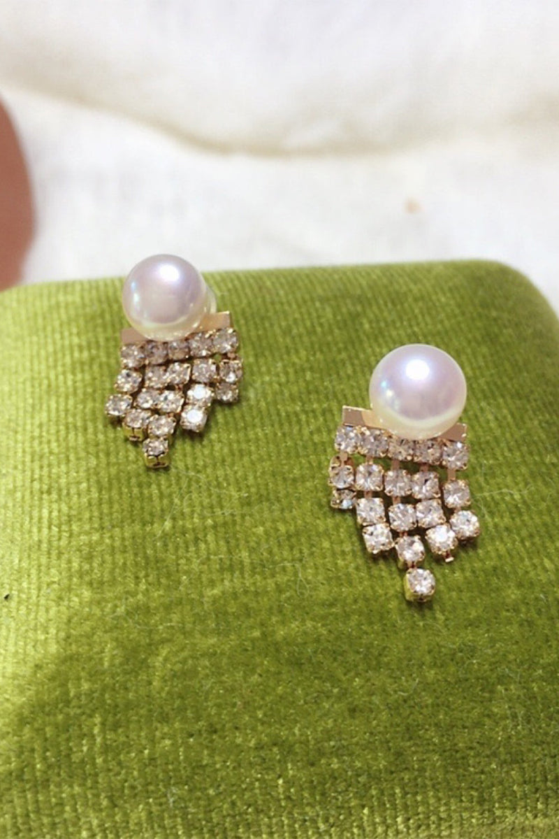 Load image into Gallery viewer, Beaded Pearl White Earrings