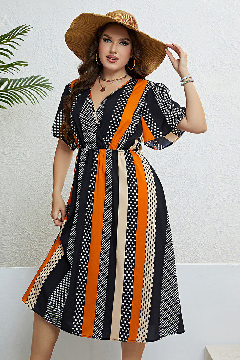 Load image into Gallery viewer, Plus Size V Neck Black Summer Dress With Short Sleeves